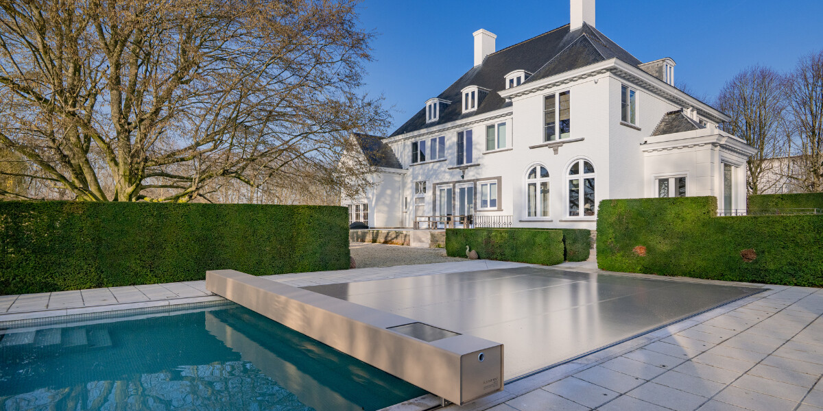 Couverture Coverseal avec l'habillage et la membrane Bleu Cobalt